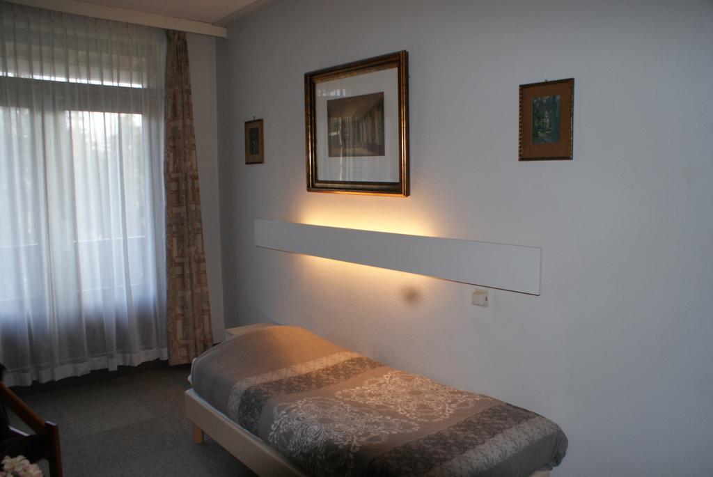 Hotel Domstad Utrecht Zimmer foto